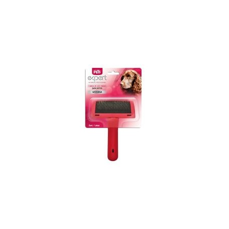 Las cardas están diseñadas con cerdas metálicas flexibles de gran resistencia que atrapan el pelo muerto.